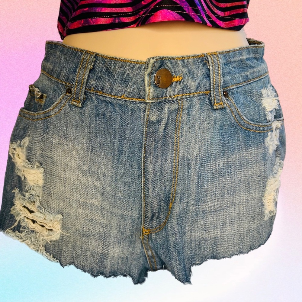 BDG High Rise Cheeky Shorts size 29